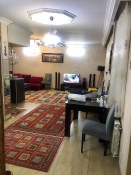 رهن کامل آپارتمان ظفر ۹۰ متری ۲ خوابه  [قدیمی] - طبقه: اول - - 7853800