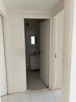 رهن و اجاره آپارتمان پونک ۸۵ متری ۲ خوابه  ۲۷ ساله - 7885009