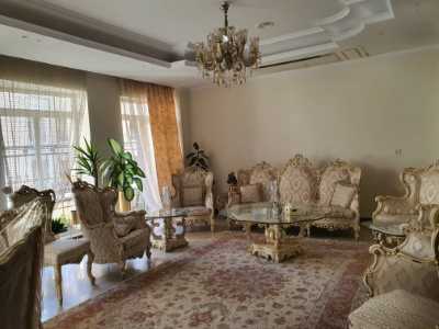 رهن و اجاره آپارتمان فرمانیه ۲۲۰ متری ۳ خوابه  ۴ ساله - 7768513