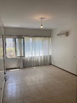 رهن و اجاره آپارتمان قائم مقام ۲۰۱ متری ۴ خوابه  ۳۵ ساله - 8039219