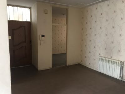خرید آپارتمان نارمک ۹۳ متری ۲ خوابه  [قدیمی] - طبقه: اول - - 7996853