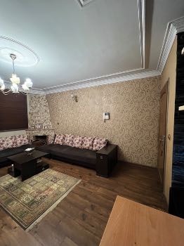 خرید آپارتمان نارمک ۶۰ متری ۲ خوابه  ۱۸ ساله  - طبقه: اول - - 7979359