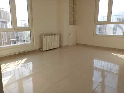 رهن و اجاره آپارتمان شهران ۸۳ متری ۲ خوابه  ۲۲ ساله - 7779360