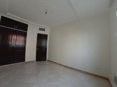 رهن و اجاره آپارتمان گیشا ۷۵ متری ۲ خوابه  ۱۷ ساله - 4509162